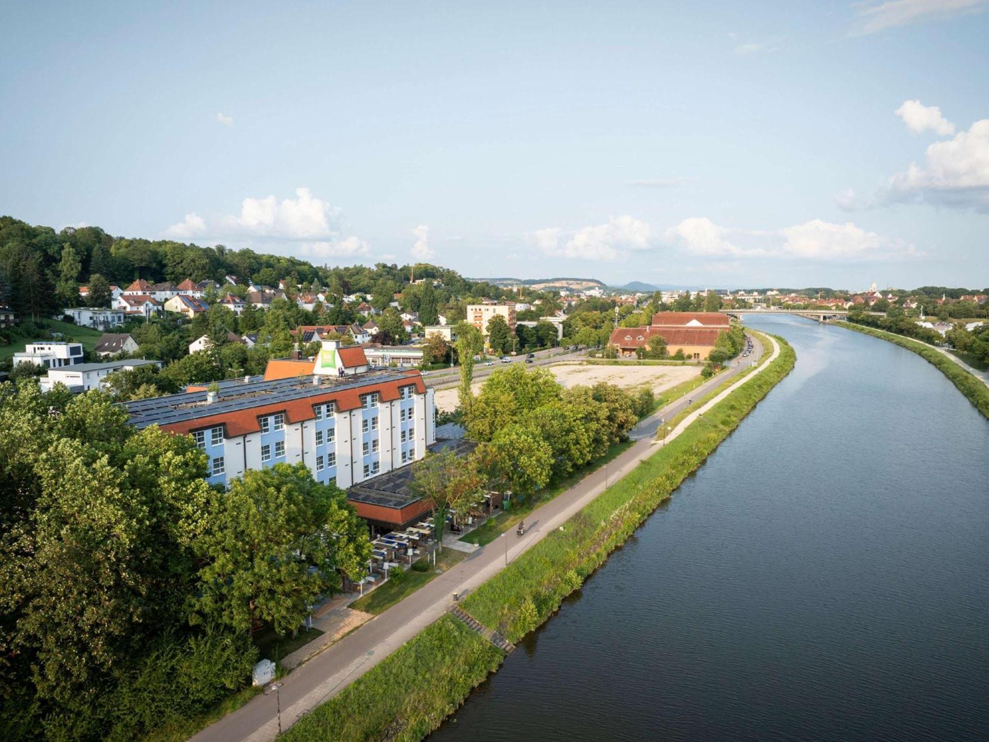 Ibis Styles Regensburg Hotel Buitenkant foto